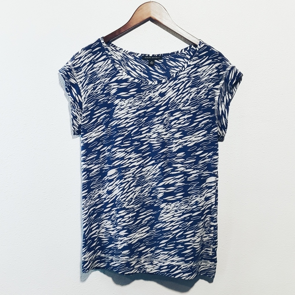 Banana Republic 100% Silk Dashes Blouse Top